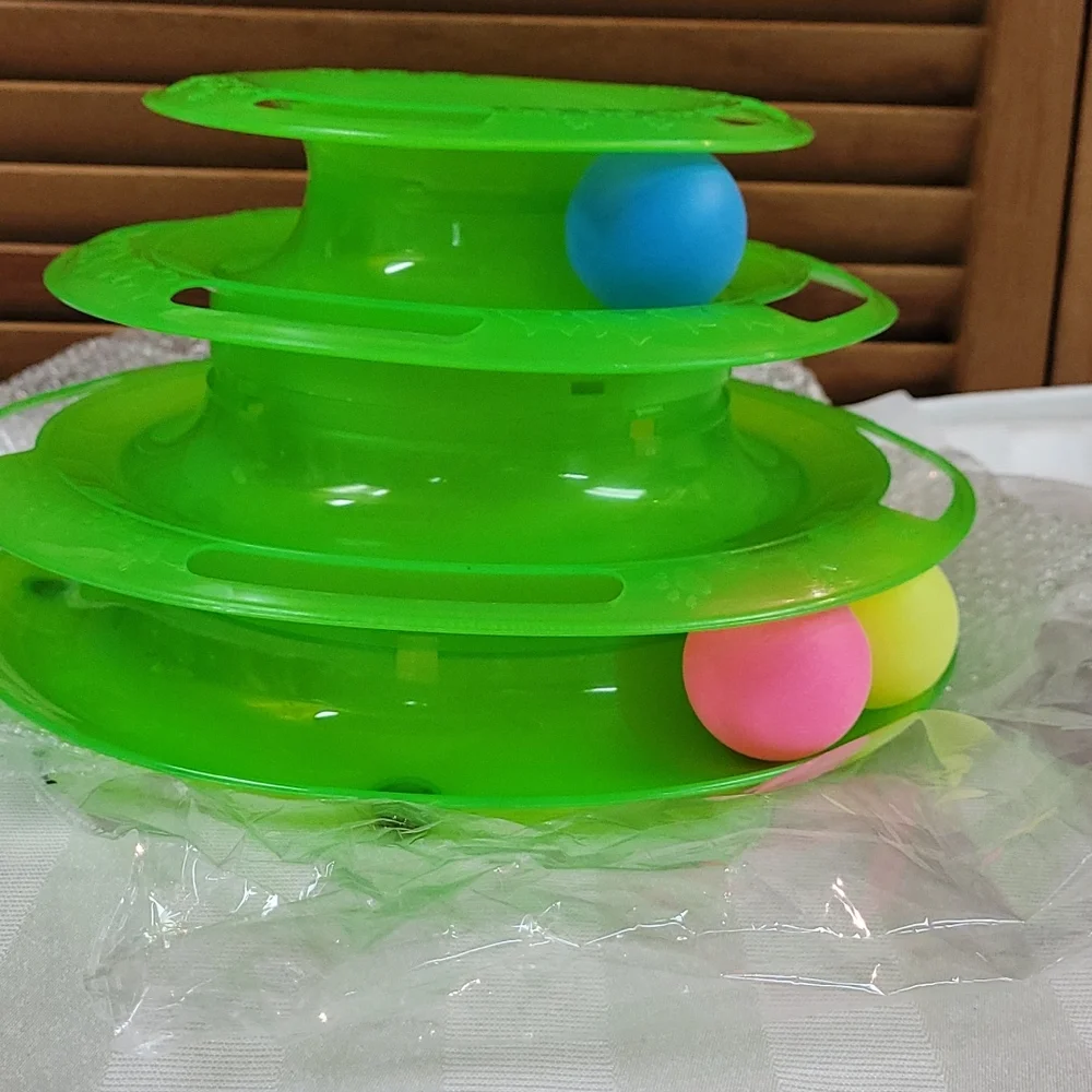 Tiered Cat Toy Spinning Ball Tower New